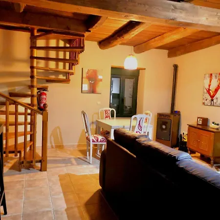 Casa Valbuena Valbuena de la Encomienda